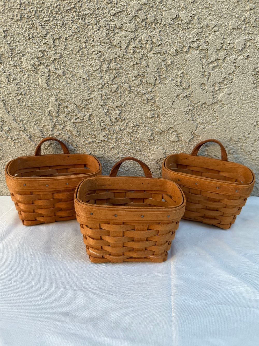 Longaberger Small Key Mail Basket
Set of 3 Hanging Baskets
Leather Loop Handle